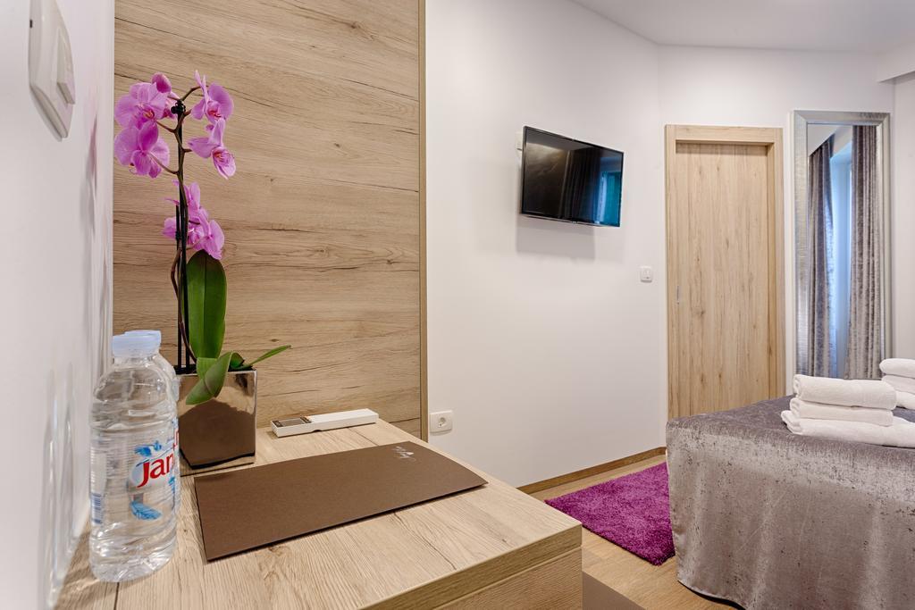 Central Pearl By Nono Ban Rooms Split Eksteriør bilde