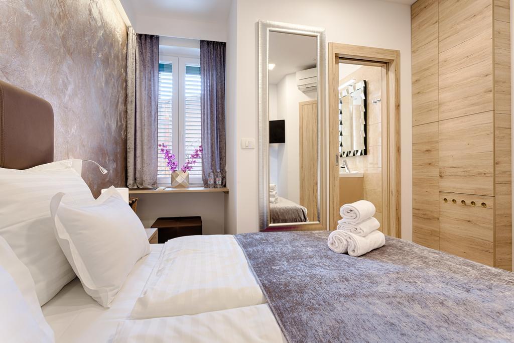 Central Pearl By Nono Ban Rooms Split Eksteriør bilde