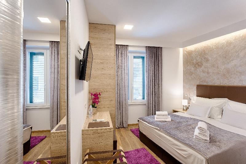 Central Pearl By Nono Ban Rooms Split Eksteriør bilde
